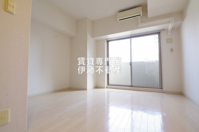 アルバ志賀本通の洋室