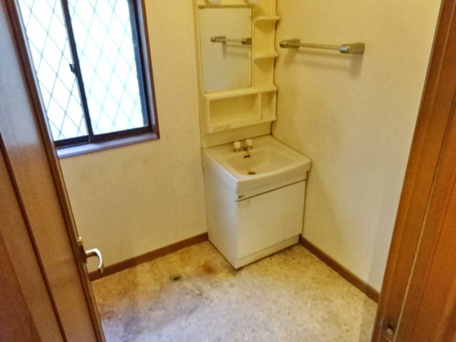 【独立洗面台】 | 三島市中島 中古住宅 EH05512 | 三島市中島　1F洗面化粧台