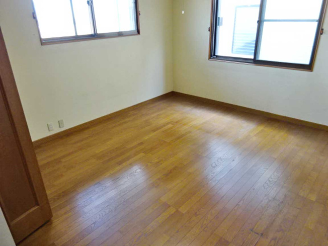 【洋室】 | 三島市中島 中古住宅 EH05512 | 三島市中島　2F洋室