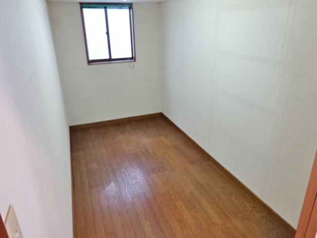 【収納】 | 三島市中島 中古住宅 EH05512 | 三島市中島　2F納戸