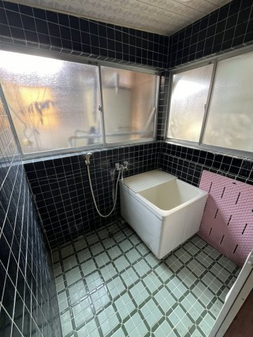 妙見町戸建ての浴室