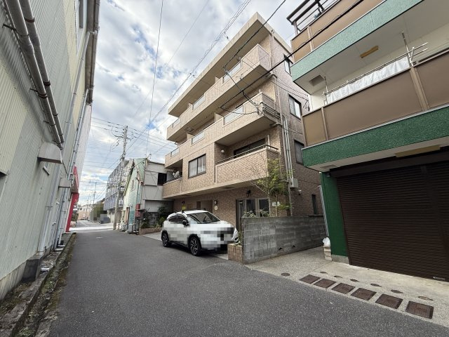 ウィステリアの外観