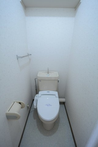 バストイレ別です