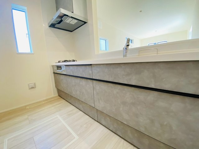 リナージュ／中央区帯山4丁目第1期／３号棟のキッチン