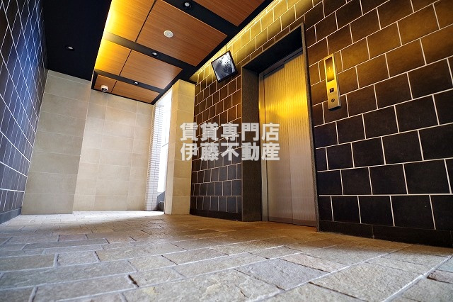 プランドール那古野のロビー