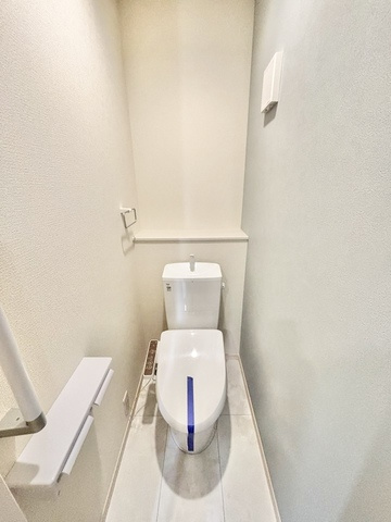 リーベルガーデン蟹江町本町　全2棟　新築住宅のトイレ