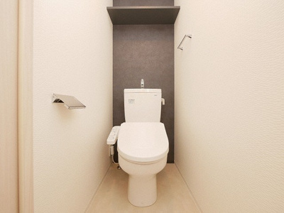 【トイレ】 | S-RESIDENCE難波大国町Uno | 落ち着いたトイレです