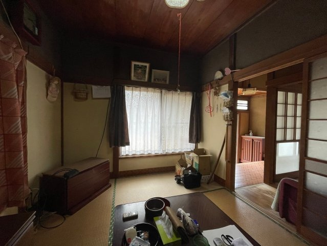 香取郡東庄町　中古戸建の居間・リビング