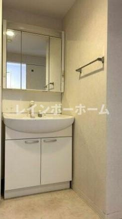 アリエさいたま新都心の独立洗面台