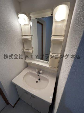 仲介手数料０円！八事第一ビルの独立洗面台