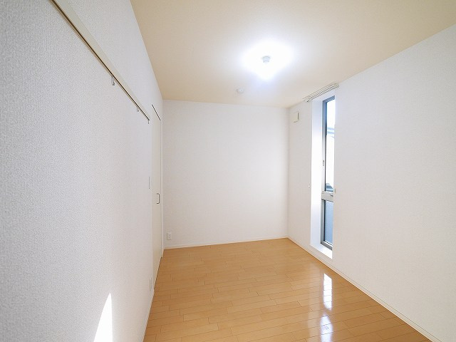 セリシール桜杏の寝室|落ち着いて過ごせるお部屋なので、寝室にいかがでしょうか