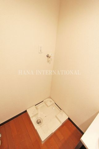 リブリ・ヴァータジェムの設備