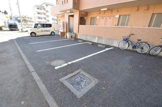 【駐車場】