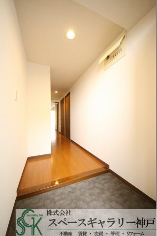 学園シティコートの玄関|※お部屋により仕様が異なる可能性があります。