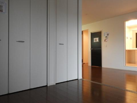 ラ・シャンブルの居間・リビング|室内