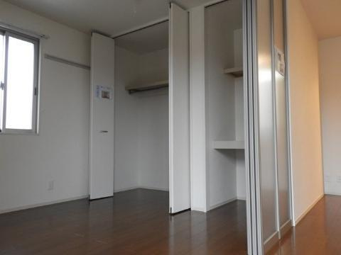 ラ・シャンブルの居間・リビング|室内