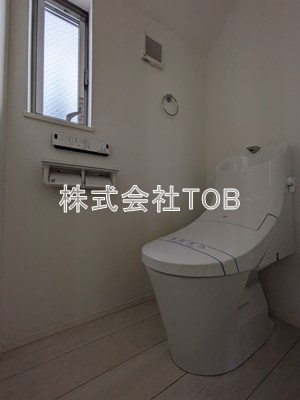 【トイレ】 | 和泉戸建 -和泉4丁目　定期借家4年- | 2階トイレ