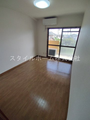 【寝室】 | サンテラス福井 | 別部屋写真です。