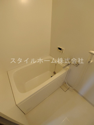 【浴室】 | サンテラス福井 | 別部屋写真です。