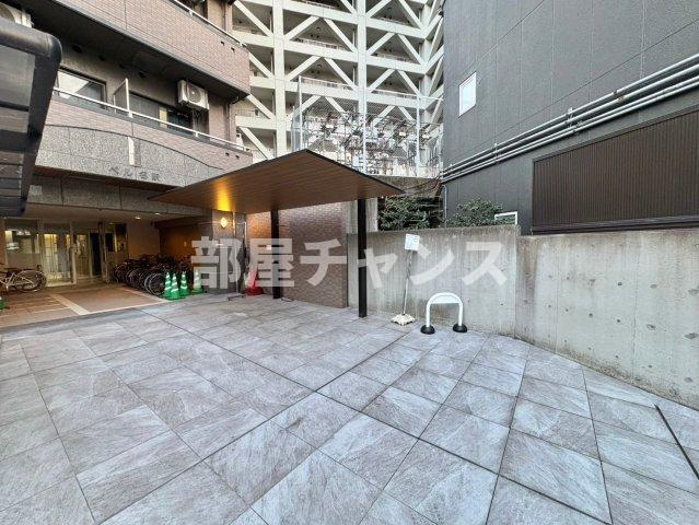 ベル名駅の駐車場