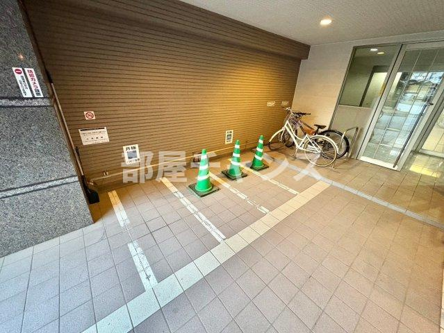 ベル名駅の駐車場