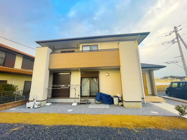 築浅！佐野市犬伏中町　中古住宅の外観