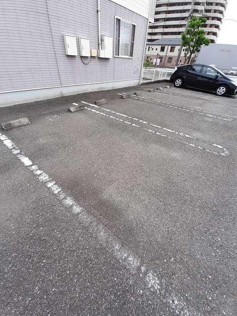 モルティ・メゾン　Ⅱの駐車場|駐車場