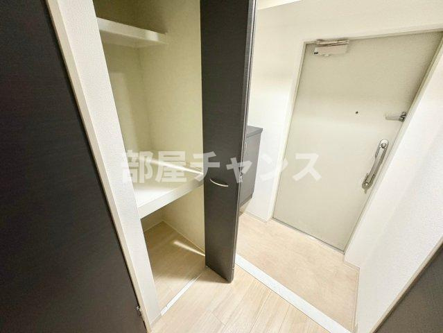 アスピラシオン名駅の玄関