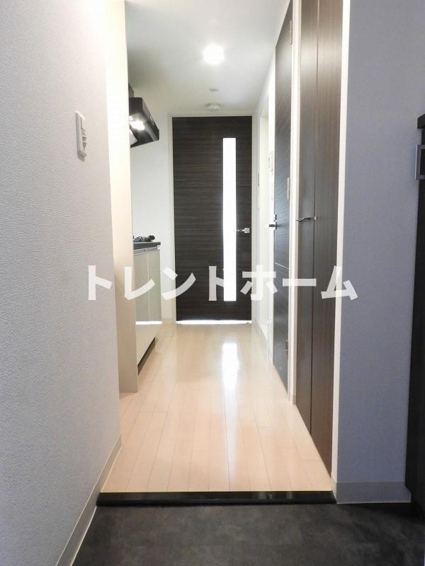 プレミアムコート天神橋の玄関|選べる家電プランあり！！