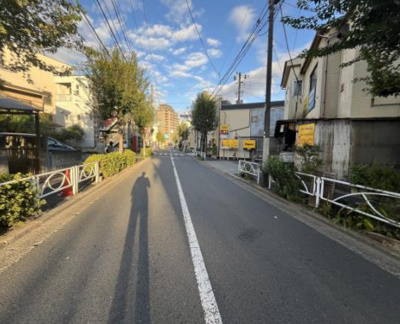 【前面道路含む現地写真】 | 墨田区文花３丁目の売地