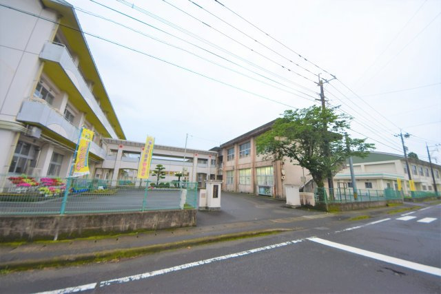 都城市一万城町第2-3棟（2号棟）の周辺|上長飯小学校