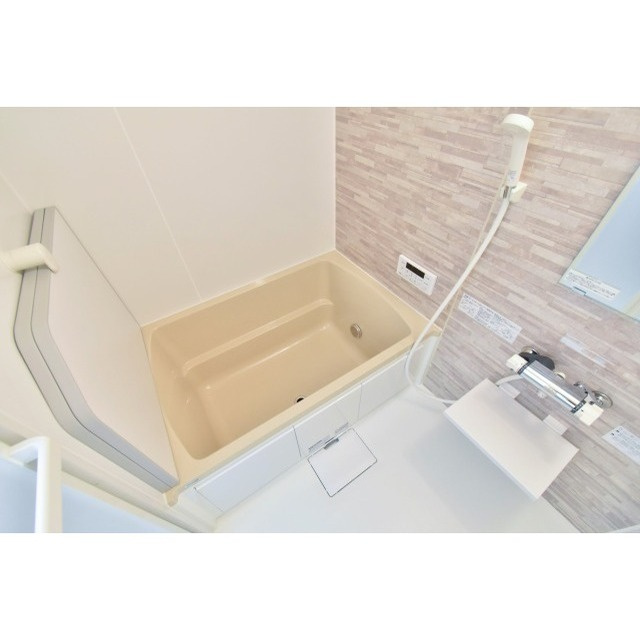 エスカレントみやき【10.000円キャッシュバック対象物件】の浴室