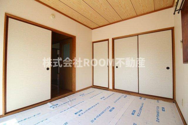 ひかり住宅の洋室|コンパクトで使いやすい洋室です