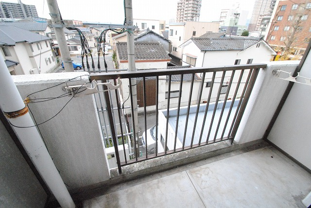 久留米駅前スカイマンションのバルコニー|同タイプ　イメージ写真