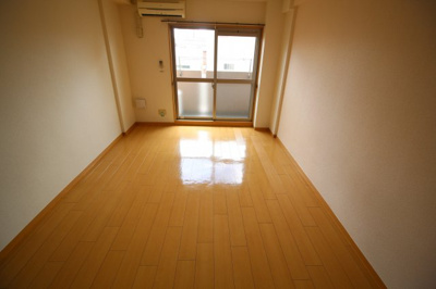 【洋室】 | コンフォルト水笠