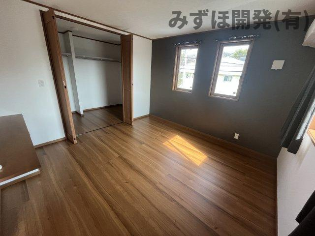 山形市飯田4丁目の収納|3/27撮影
２F洋室８帖　クローゼット
専用の収納スペースです♪