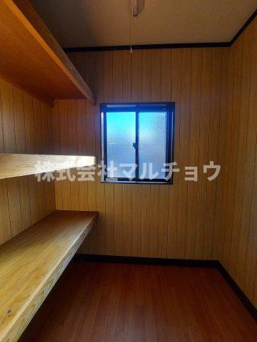 青葉台戸建ての収納|便利な収納スペースです