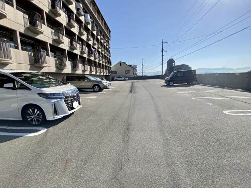 第2キクスイビルの駐車場