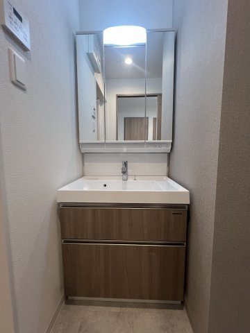 【独立洗面台】