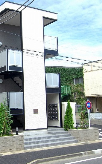 ハイツ流山のエントランス