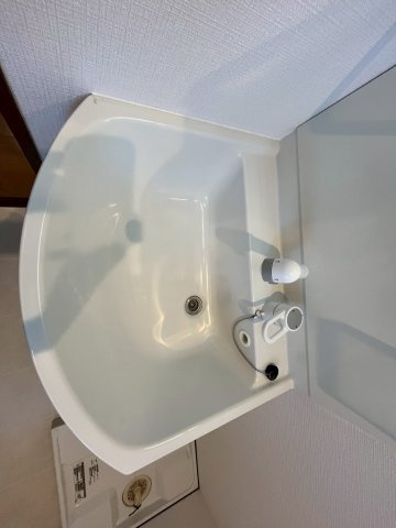 MARSH仁川の洗面所|明るい洗面所です