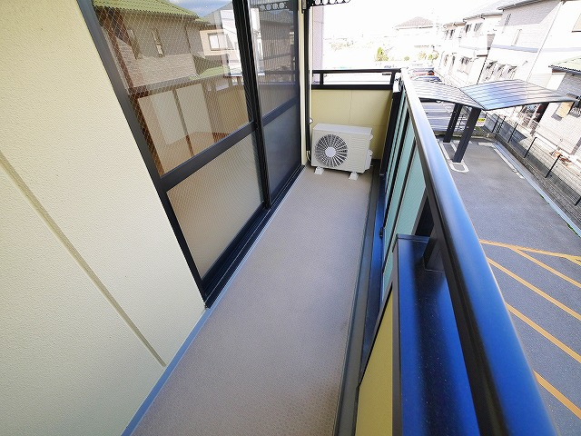 アンソレイエ　（前裁町）のバルコニー|陽当たり良好なバルコニーです
