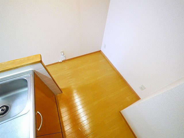 アンソレイエ　（前裁町）のキッチン|内側スペース