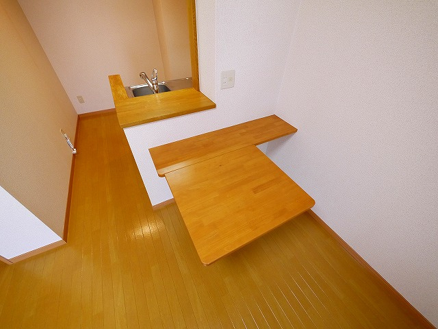 アンソレイエ　（前裁町）のキッチン|カウンター