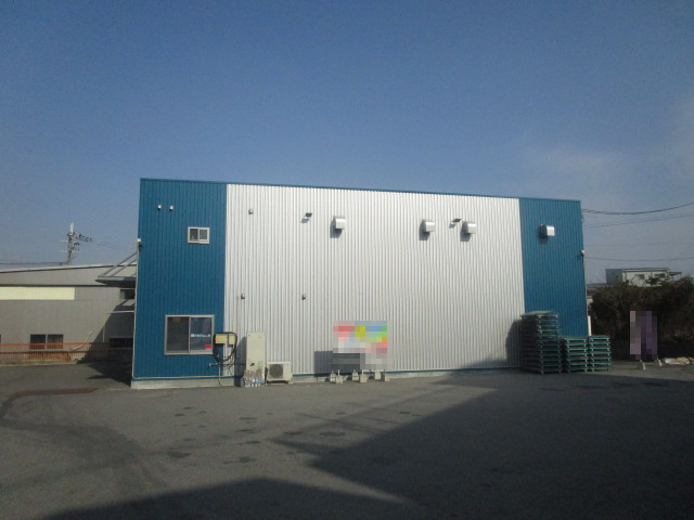 堺市美原区太井の倉庫の外観