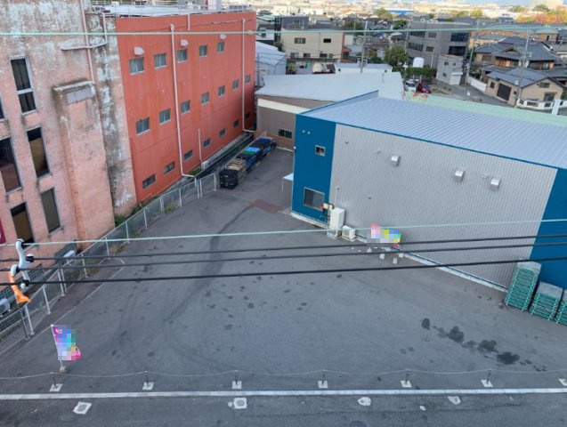 堺市美原区太井の倉庫の外観