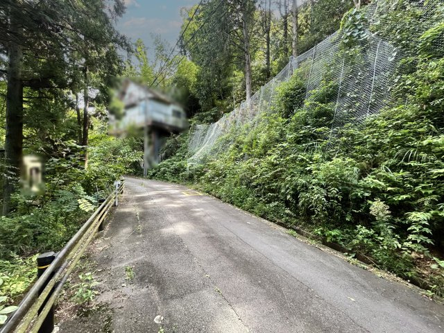 エンゼルフォレスト熱海自然郷⑮の前面道路含む現地写真