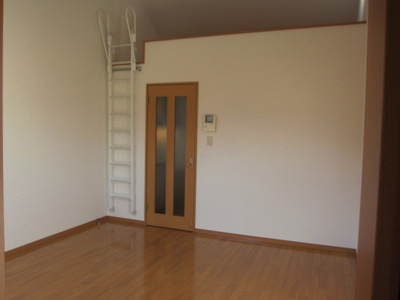 【居間・リビング】 | コンフォートベネフィスマリナ通り