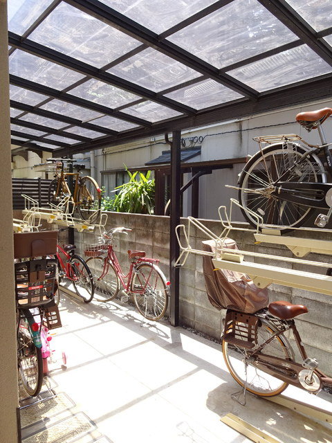 ヴィラドマーニ一橋学園のその他共用部分|★屋根付き駐輪スペース★