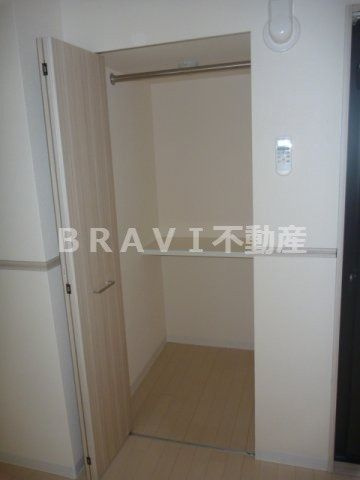 CITY SPIRE堺筋本町　BRAVI不動産の収納|【リトルリバー本町橋】たっぷりとした収納スペースです